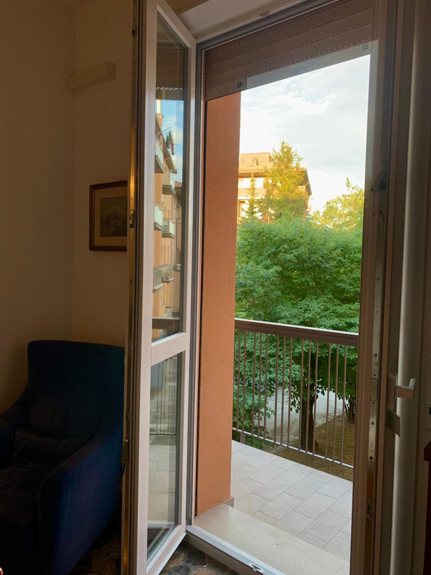 Comfortable Apartament 2 Bedroom Suitable 2-5 Pax ボローニャ エクステリア 写真