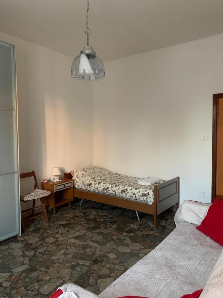 Comfortable Apartament 2 Bedroom Suitable 2-5 Pax ボローニャ エクステリア 写真